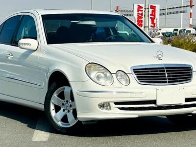 2002 Mercedes-Benz E-Class E 240 6 Cylinder Neat & Clean Car White Black
