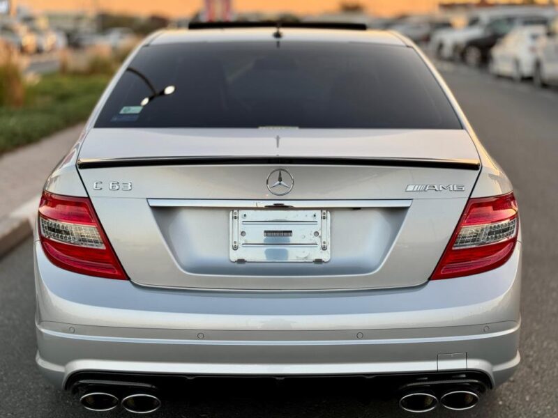2010 Mercedes C63 AMG 6.2-liter V8 Engine Silver Black