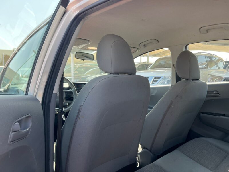 2021 Kia Picanto GCC Specifications Automatic White Grey