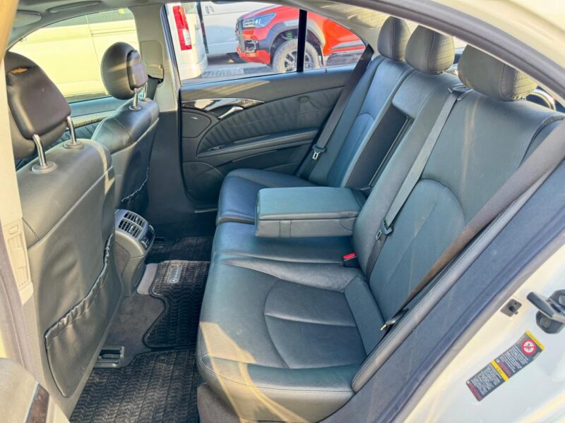 2004 Mercedes-Benz E 320 3.2-liter V6 Engine White Black