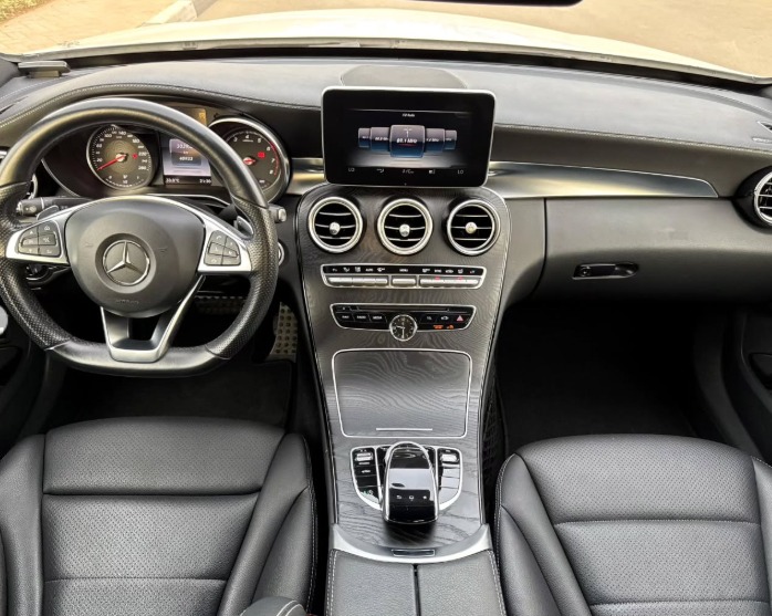 2016 MERCEDES-BENZ C200 V4 AUCTION GRADE 4.5/B