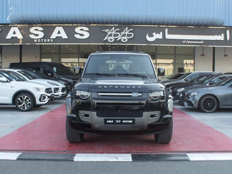 2025 Land Rover Defender 110 X-Dynamic HSE 6 Cylinder Engine Black Tan