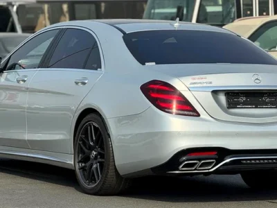 2018 Mercedes-Benz S-Class S 63 AMG 8 Cylinders Engine Silver Black Sedan