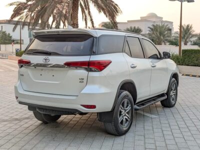2016 Toyota Fortuner GXR 6 Cylinders Engine White Brown GCC Specs