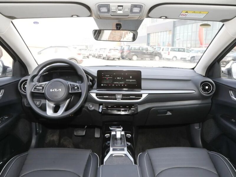 Kia K3 KIA K3 Comfort 1.5L 4 Cylinder Engine 2025 White Black