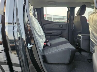 2024 Mitsubishi L200 GLX 2.4L PETROL MT HIGH OPTION Black