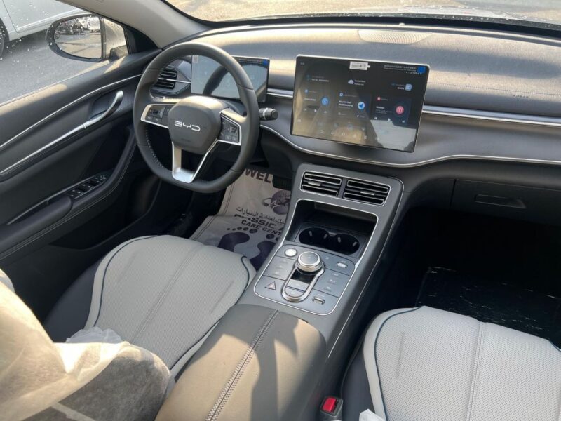 2025 BYD Destroyer 05 BYD-MN-i DESTROY 05 Hybrid Grey