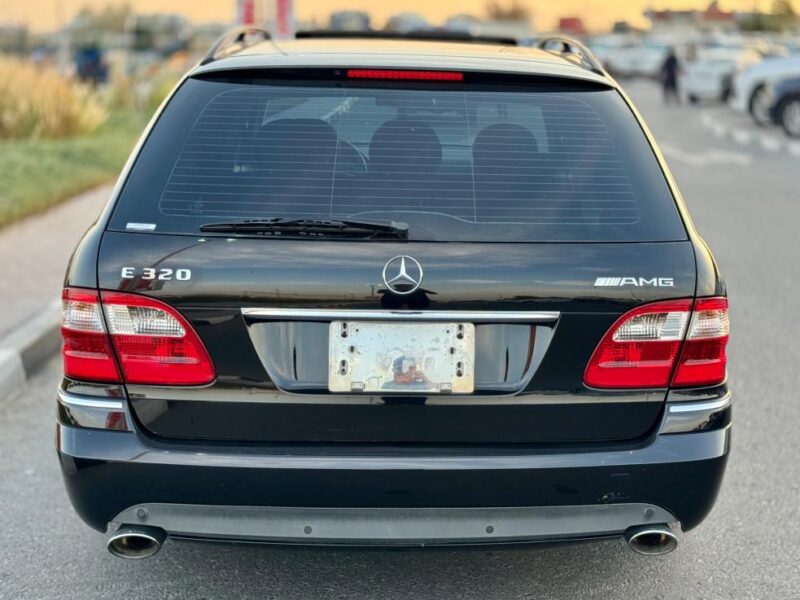 2005 Mercedes-Benz E 320 3.2 Liters V6 Engine Black