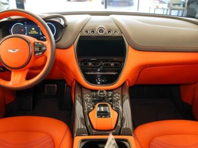 Aston Martin DBX 707 4.0L Twin-Turbo V8 2023 Ultra-High-Performance