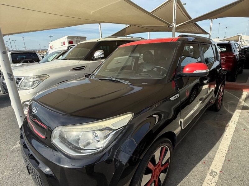 2015 Kia Soul EX 1.6 litre 4 Cylinder Engine Petrol Black GCC Specs