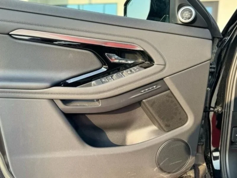 2023 Land Rover Range Rover Evoque P300e PHEV 1.5 L Engine Black