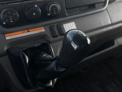 2019 Mitsubishi Canter, 18 FT, Water Shutter White Diesel Manual