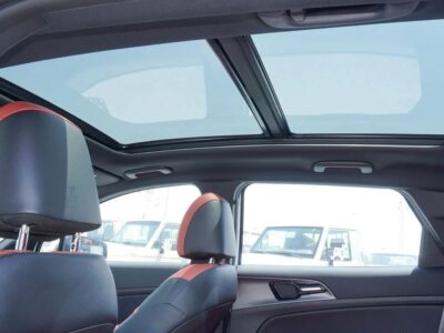 2025 Kia Sportage Kia Sportage 4 Cylinder Engine GCC Specs White Red