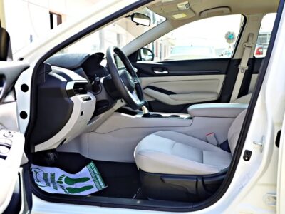 2022 Nissan Altima S 4 Cylinder Engine White Beige