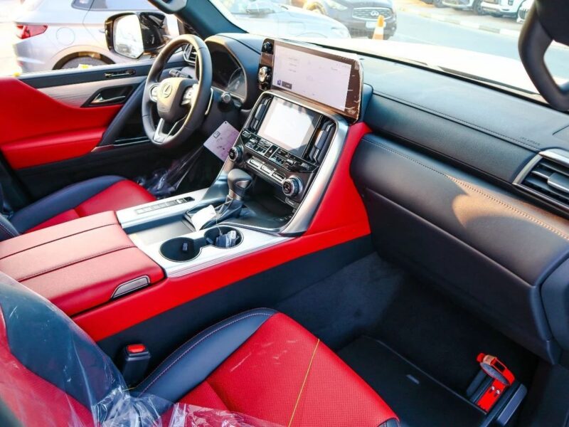 Lexus LX 600 F-Sport 3.5L 2025 Lexus LX 600 F-Sport Silver Red GCC Specs