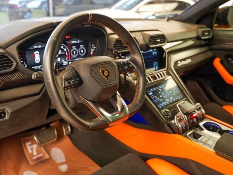 2022 Lamborghini Urus Capsule Edition 4.0L Twin-Turbo V8