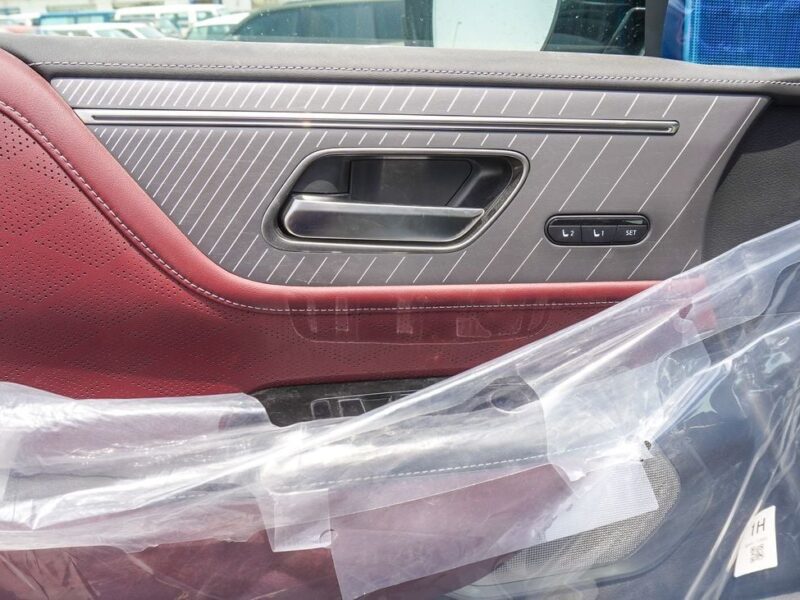 2025 Infiniti QX80 Autograph 3.5 litre V6 Engine Petrol White Burgundy