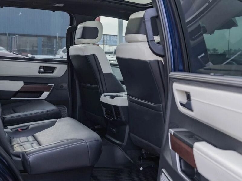 Toyota Sequoia 2025 Toyota Sequoia Capstone 3.5L AT Hybrid Blue Beige