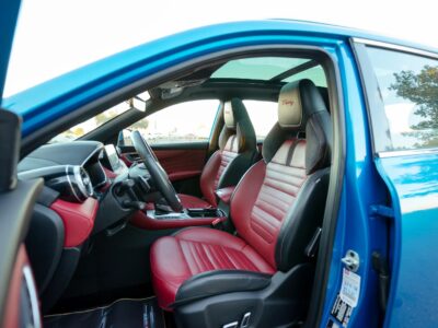 2021 MG HS Luxury 2.0L 4 Cylinder Engine GCC Specs Blue Red