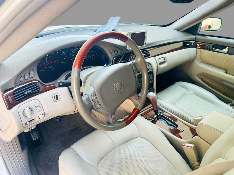 2001 Cadillac STS Seville STS NEAT AND CLEAN CAR White Beige