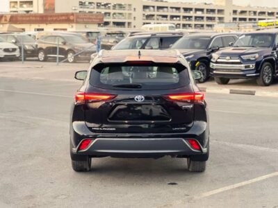 2024 Toyota Highlander Highlander Limited 2.5L Hybrid AWD Black Beige