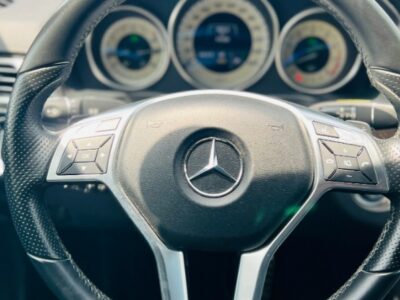 2015 MERCEDES BENZ E300 2.1L turbocharged 4-cylinder engine White Black