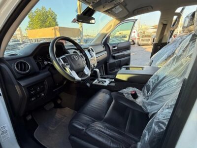2020 RAM 1500 TRX 6.2 litre 8 Cylinders Engine Petrol White Black