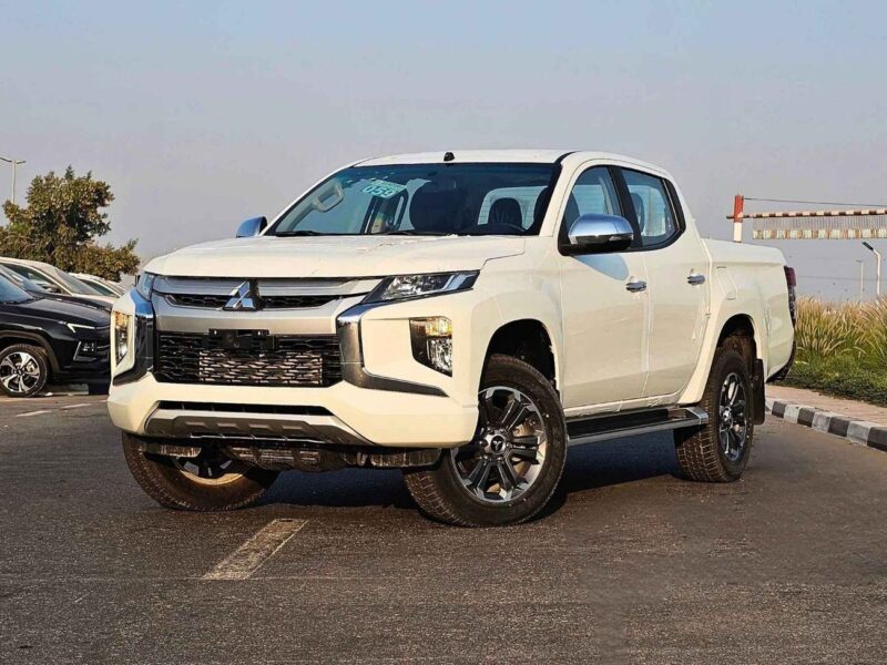 2022 Mitsubishi L200 SPORTERO 2.4L DIESEL MT 4WD White Grey