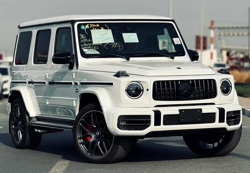 2023 Mercedes-Benz G-Class G 63 AMG 8 Cylinder Neat & Clean Car White Red