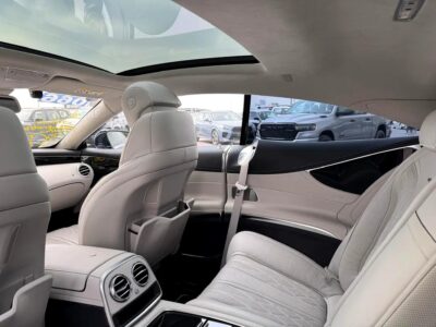 2015 Mercedes-Benz S-Class S 63 AMG Coupe 8 Cylinder Engine Blue Beige