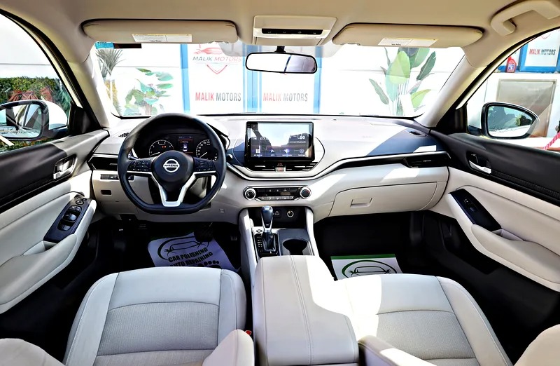 2022 Nissan Altima S 4 Cylinder Engine White Beige