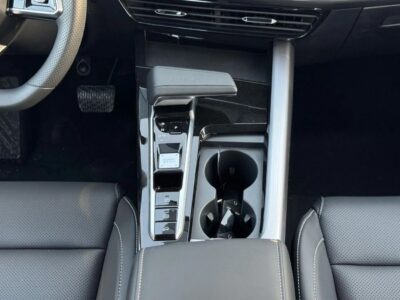 MG One STD 1.5L Petrol FWD 2024 GCC Specs Grey Black