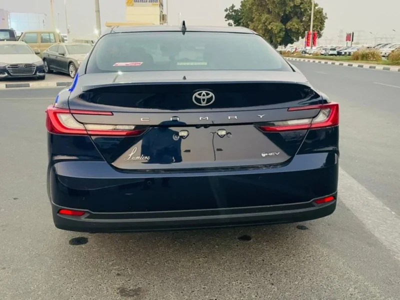 2025 Toyota Camry CAMRY 2.5 HYBRID GCC Specs Blue Tan