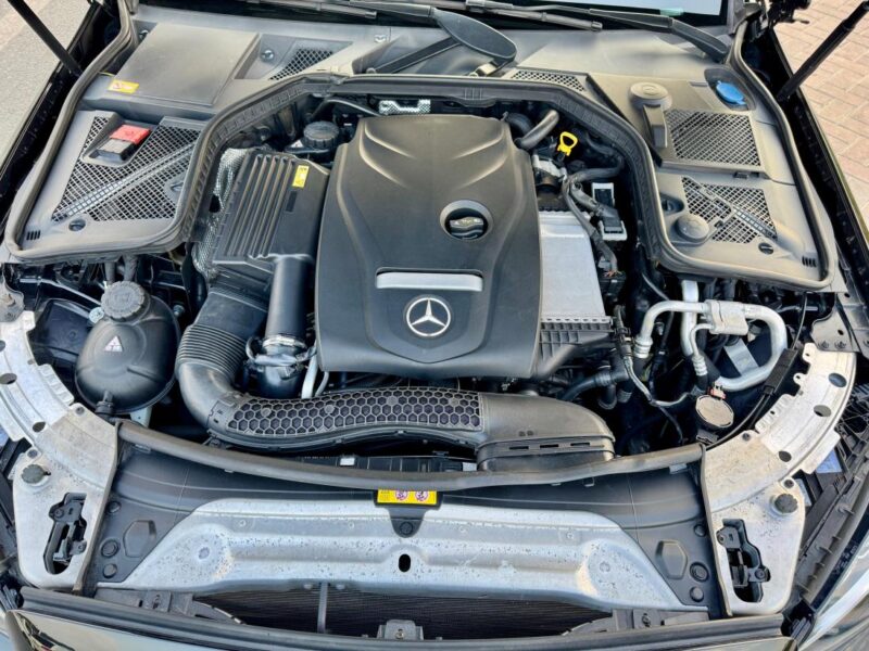 Black MERCEDES-BENZ c 200 2016 A/T Petrol