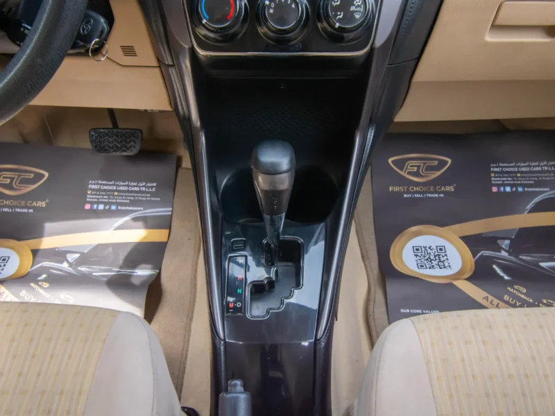 2022 Toyota Yaris E 4 Cylinders Engine White Beige GCC Specs FWD