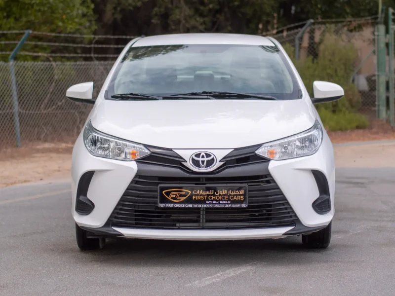 2022 Toyota Yaris E 4 Cylinders Engine White Beige GCC Specs FWD