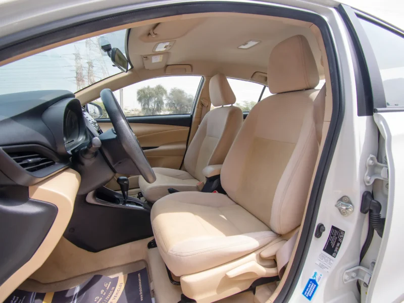 2022 Toyota Yaris E 4 Cylinders Engine White Beige GCC Specs FWD