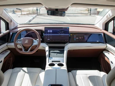 2025 BYD Xia DM-I 180KM EXELLENCE EDITION Hybrid Van Black Beige