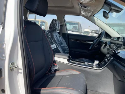 2025 Kia Seltos KIA SELTOS Black Roof 1.5 L 4 Cylinders Engine White Black SUV