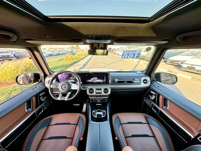 2019 Mercedes-Benz G-Class G 63 AMG 4.5 Grade 8 Cylinders Engine Green Brown SUV