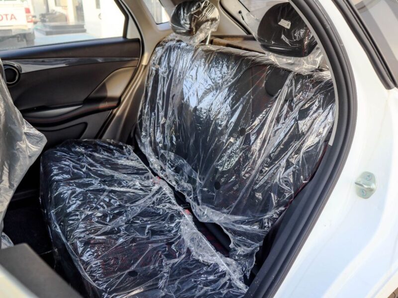 2025 BYD E2 Luxury Electric Car White Black Hatchback 405 km Range