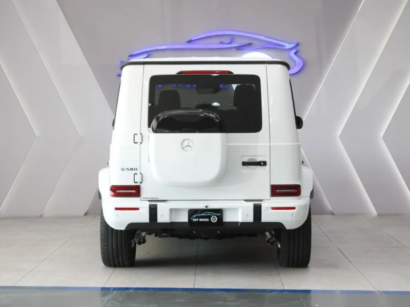 2025 Mercedes-Benz EQG 580 G580 Electric AWD 8 Cylinders Engine White Red