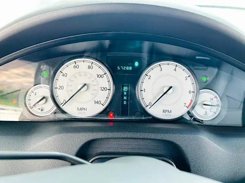 2007 Chrysler 300C Other 6 Cylinders Engine Silver Beige Sedan