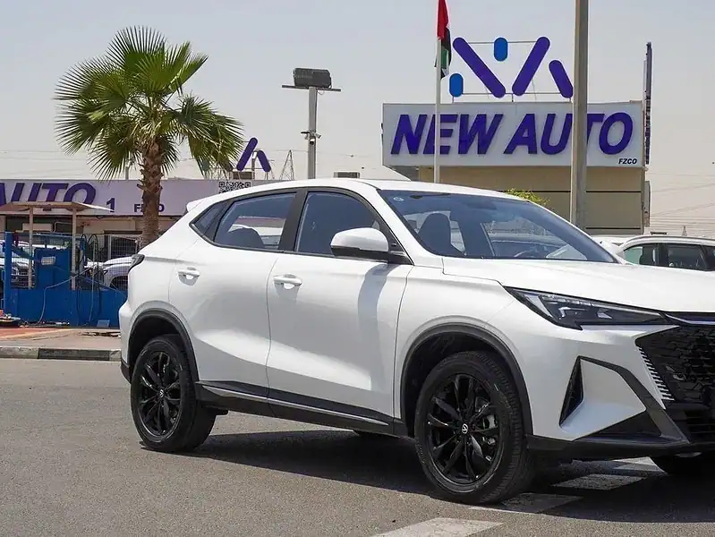 2024 Changan X5 Plus 1.5L 4 Cylinders Engine FWD Petrol White Black