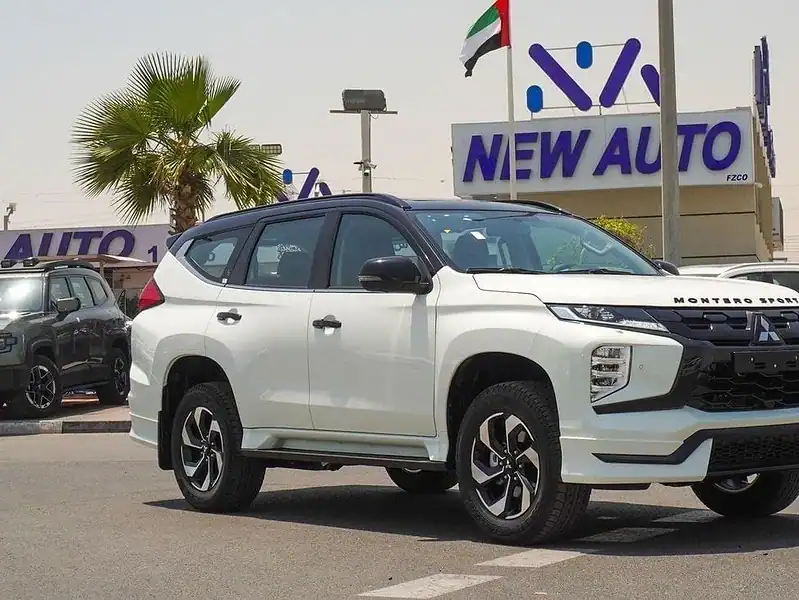 2025 Mitsubishi Montero Sport 3.0L 4WD Petrol White Black GCC Specs