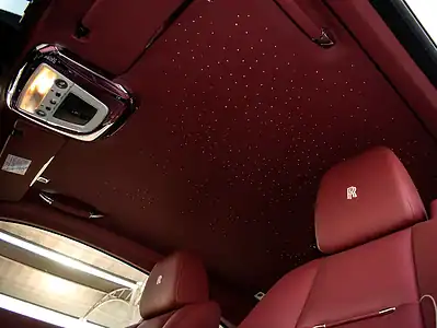 2015 Rolls-Royce Wraith Standard Smooth and powerful V12 White Red Coupe