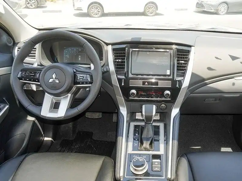 2025 Montero Sport HighLine Prime Edition 3.0L 4WD Petrol AT Grey Black