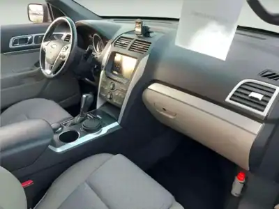 2012 Ford Explorer XLT 6 Cylinders Engine Black Beige SUV Neat and Clean Car