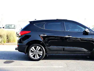 2015 Hyundai Tucson Limited 4 Cylinders Engine Black SUV GCC Specs