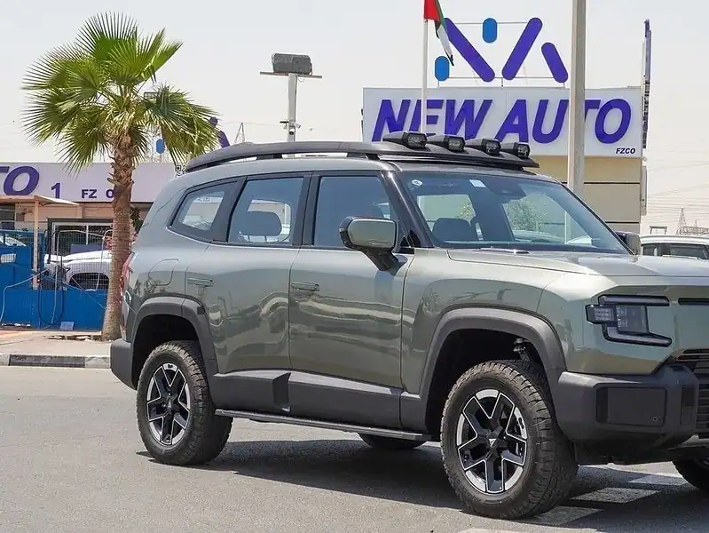 2024 Changan Deepal Air Suspension 2024 1.5L 4WD Petrol Green Black